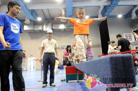 ����ķ30�꣺ȫ��U(ku��)����D�µ�����܌W(xu��)