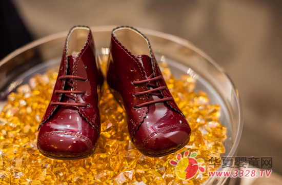 ������ݳރ�ͯƷ��Gusella�M(j��n)�v��(gu��)�Q(m��o)�̳�