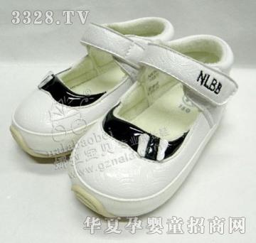 ������ؐNB2005��ɫ��ͯ�W��Ь