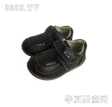 ���κ�ɫ�냺Ь