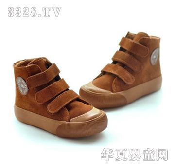 ��������ͯ����Ь��ɫ