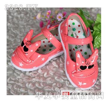 ��ɫ�r(sh��)�Ќ���Ь