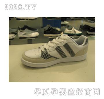 �W����(��i)ͯЬ��ɫ