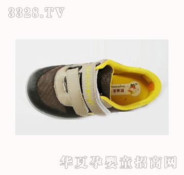 �P����ɫ�\��Ь