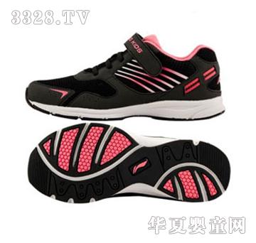 ���ɫ�\��ͯЬ