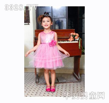 ��Ĵ������ɫ���ļ�ȹ