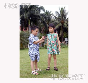 �{ɫӡ���黨ͯ�b