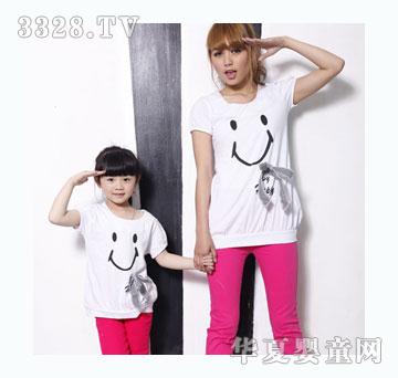 ���Ӽ���ĸŮ΢ЦT���H���b