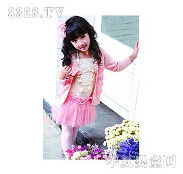 �{����Ůͯ�b