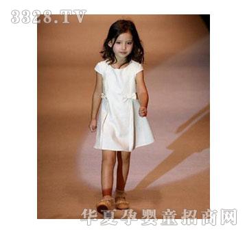 �����Ӱ�ɫ�����Y�B��ȹ