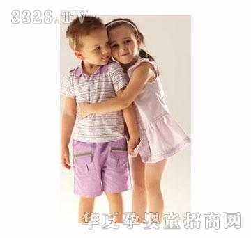 ·���׃��ɐ���Ů���b