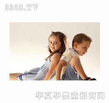 ·���׃��r(sh��)����Ů�b