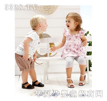 ����¿�ͯ�b��ɫ