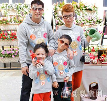 ���ɻ�ɫ�H���b