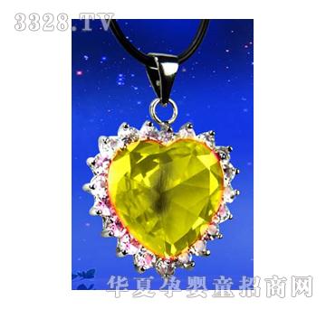 �Ѿ���@�u�ģ����x�ɫ��̥ë��