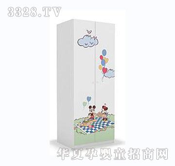 �����ӵ�ʿ������Ұ���Ƀ�ͯ���T�¹�