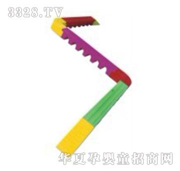 ��ɫ���A֮�ͪ�ľ��