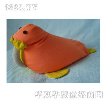 �������{