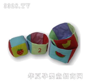 ���R�������