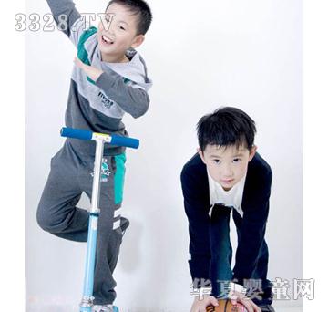 ��ɫ�����＾ͯ�b