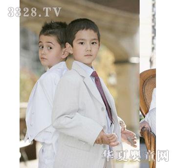 �Ԫ{��ɫ��ͯ�Y�����b