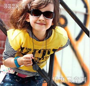 ���������SɫT��