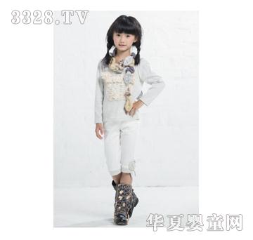 �s����Ůͯ�＾���b��ɫT��