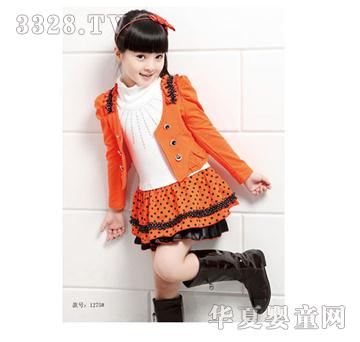 ��ѩ�ޕr(sh��)��Ůͯ��ȹ