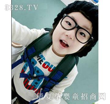 ������ͯ�װ�ɫ���e����