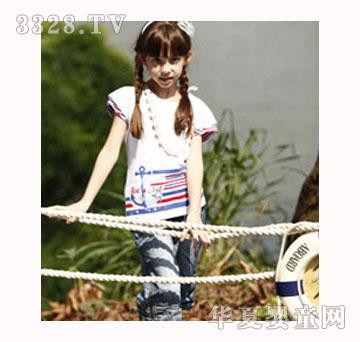 Сë�x�����b��܊ϵ�ЈA�I(l��ng)Ů�b