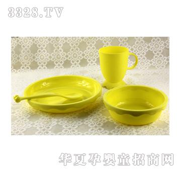 ����PP���σ�ͯ�;����b����(sh��)ɫ�S�ļ��ף�