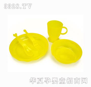 ����PP���σ�ͯ�;����b��͸���Sɫ��