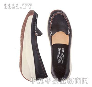 �������ЋDɢ��Ь�ɫ