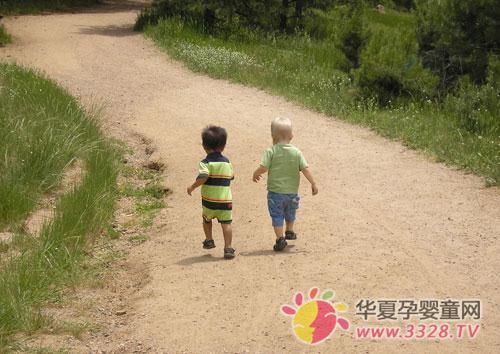 ���۽������L�׷����e�`