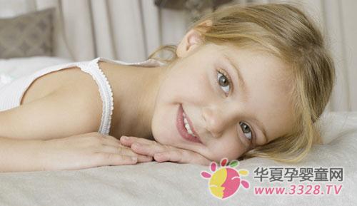 �������z����������