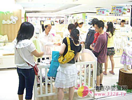 �g����һ��ꖹ���ͺ��ӹ��ȾGɫͯ��