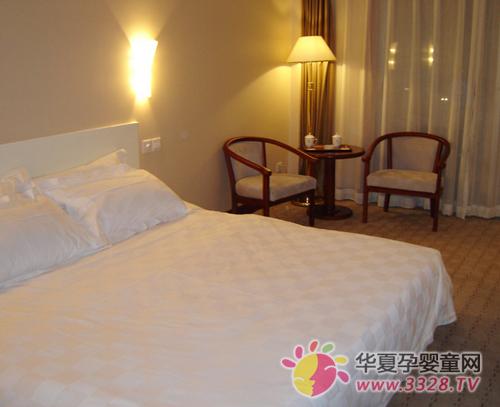 ��17�þ��������Ћ�ͯչ�����B�����ոۻ��@�Ƶ�