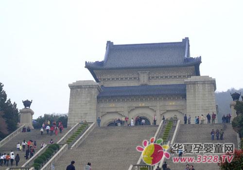 ��չ2013�Ͼ��Ћ�ͯչ�[����������ɽ��