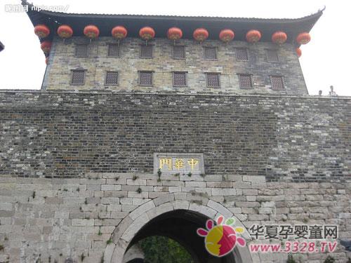 2013�Ͼ��Ћ�ͯ��Ʒչ׌��ȫ��λ�˽��Ͼ�