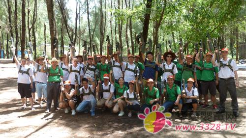 ���ڃ�����(l��)����2015�A�χ�(gu��)�H�׽�չ����(d��ng)���gЦ֮�á�